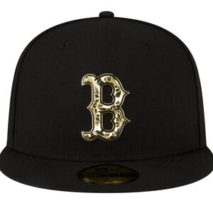 New Era Boston Redsox Fitted Black Cap with Gold Emblem